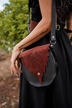 Load image into Gallery viewer, Radagast Burgundy Belt