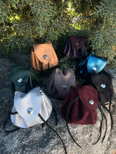 Load image into Gallery viewer, Wizard Coin Keepers