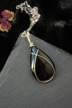 Load image into Gallery viewer, Onyx Pendant