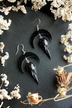 Load image into Gallery viewer, Crow Skull Earrings
