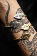 Load image into Gallery viewer, Leaf Bracelet
