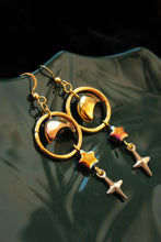 Load image into Gallery viewer, Golden Night Earrings
