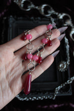 Load image into Gallery viewer, Red Teardrop Beaded Necklace
