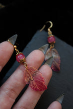 Load image into Gallery viewer, Fenix Feather Earrings
