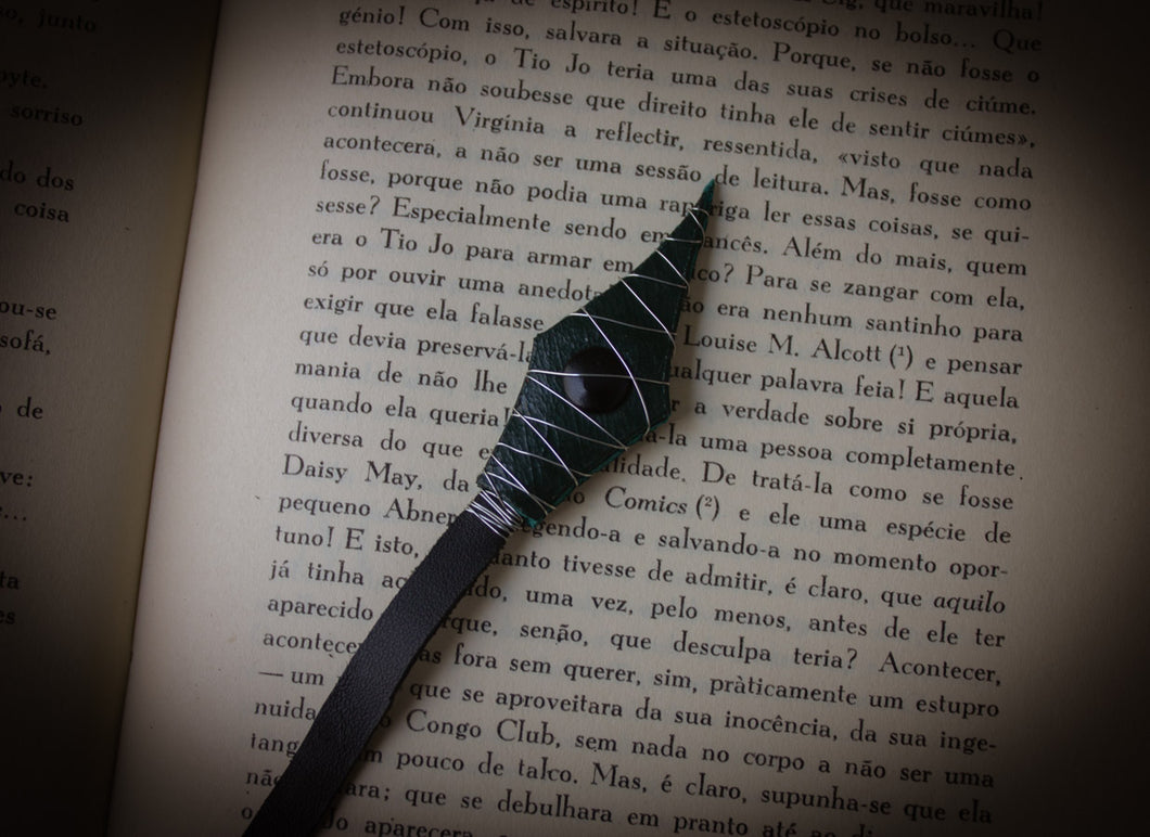 Green Arrow Bookmark