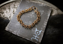 Load image into Gallery viewer, Bizantine Chain Aged Brass Bracelet
