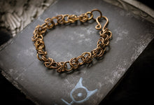 Load image into Gallery viewer, Bizantine Chain Aged Brass Bracelet
