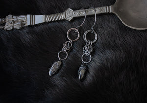 Incantamentum Onyx Ear Hangers